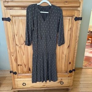 Garnet Hill Poet Knit Dress Olive Green Smocked Waist Tencel/Lyocell Women's XS‎